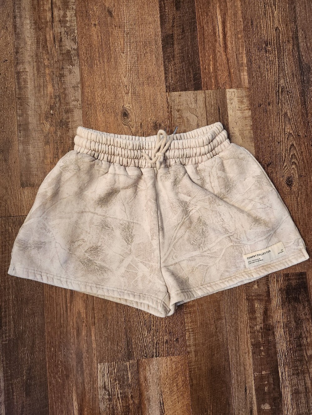 Comfrt Camo Sweat Shorts Size Medium